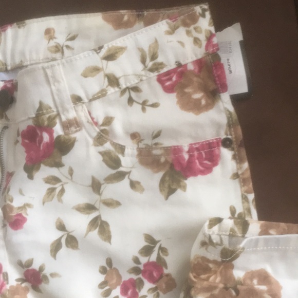 Floral  White Denim Jeans - Picture 10 of 15